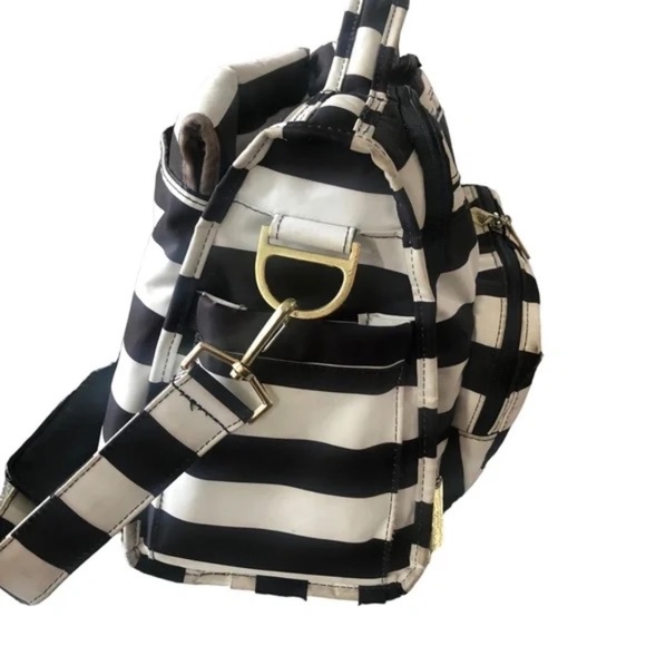 JuJuBe B.F.F. The First Lady Diaper Bag - Picture 2 of 11